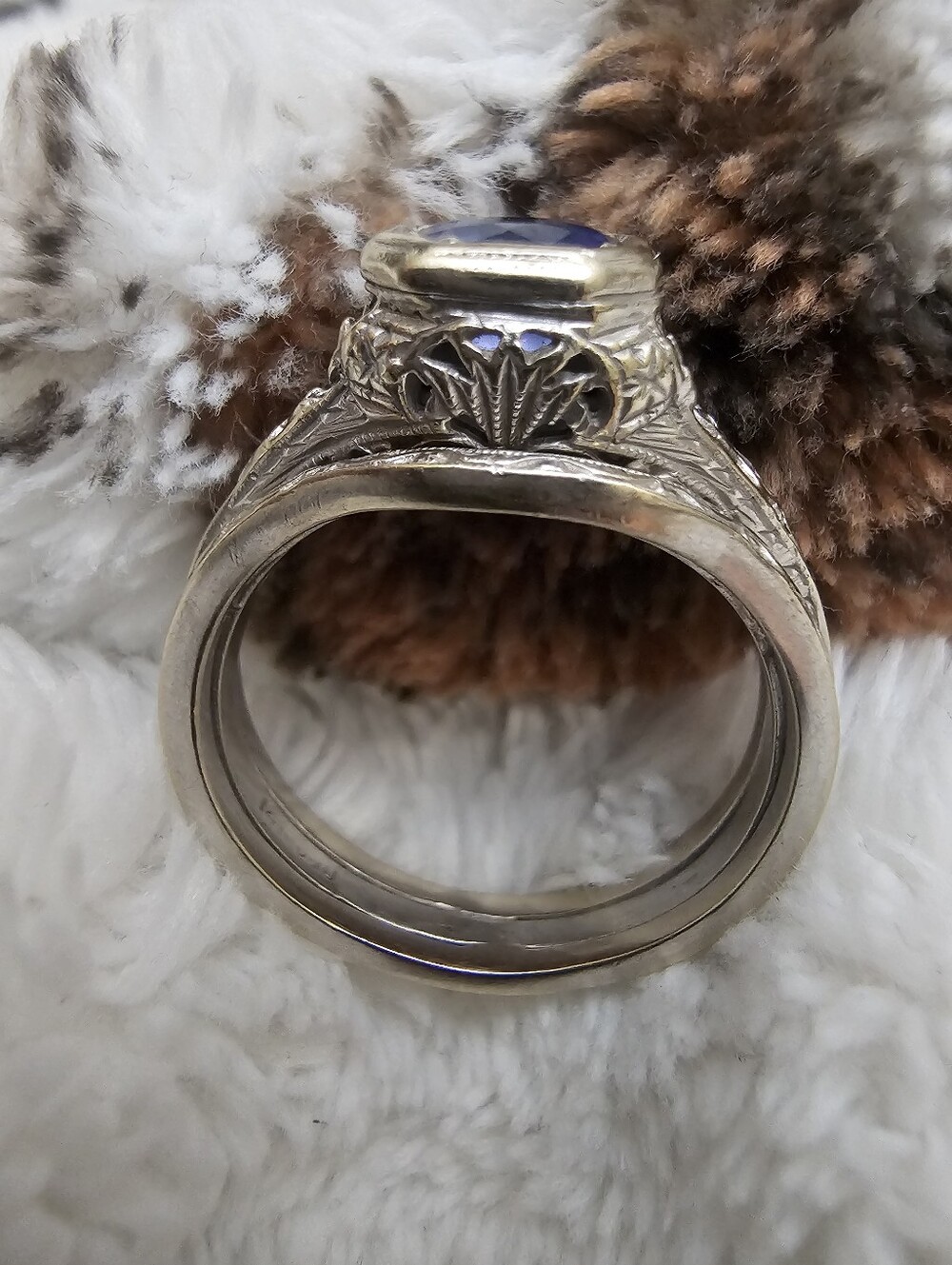 Sapphire Wedding Set - Picture 5 of 9